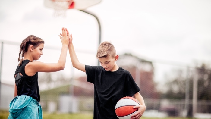 Canastas de baloncesto y sus beneficios para niños